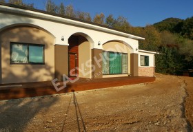 은퇴를 앞두신 남매부부 가족들의 귀촌주택입니다.은퇴 후 형제자매들이 즐겁고 편안하게 생활하실 생각을 하니 흐뭇해 지네요.입주자들의 특성상 각 방마다 화장실을 따로 만들어 드리다보니…